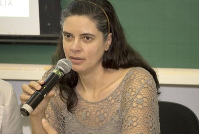 Adriana Capuano de Oliveira