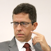 Guilherme de Paula Corrêa - Perfil