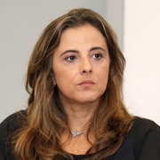 Cláudia Souza Passador - Perfil