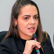 Marina de Pol Poniwas - Perfil