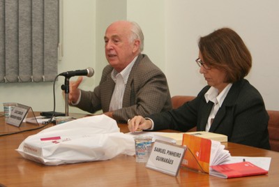 Luiz Carlos Bresser-Pereira e Laura Greenhalgh