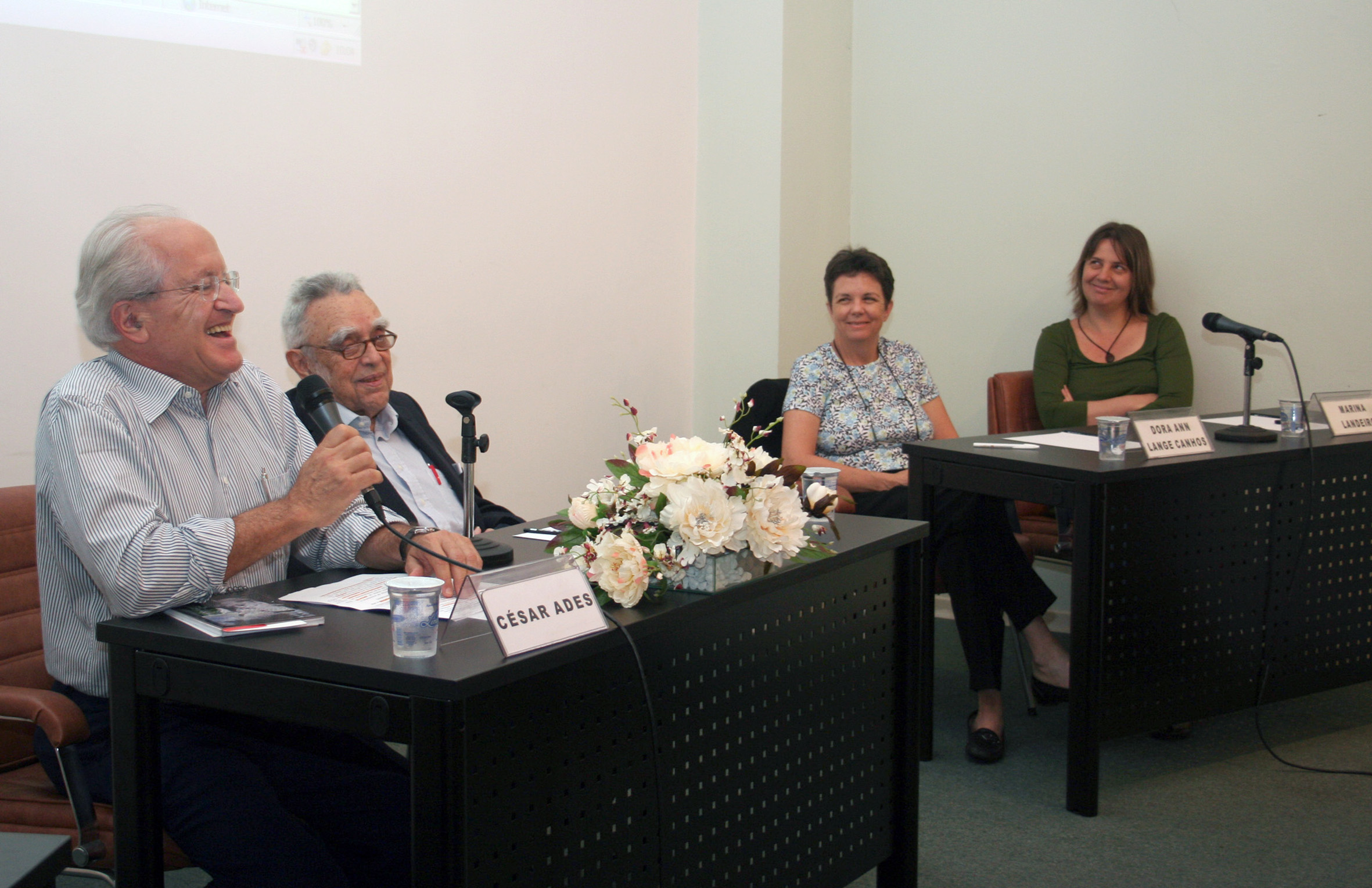 César Ades, Paulo Nogueira Neto, Dora Ann Lange Canhos e Marina Landeiro