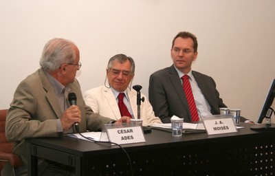 César Ades, José Álvaro Moisés e Peter Fisher-Bollin