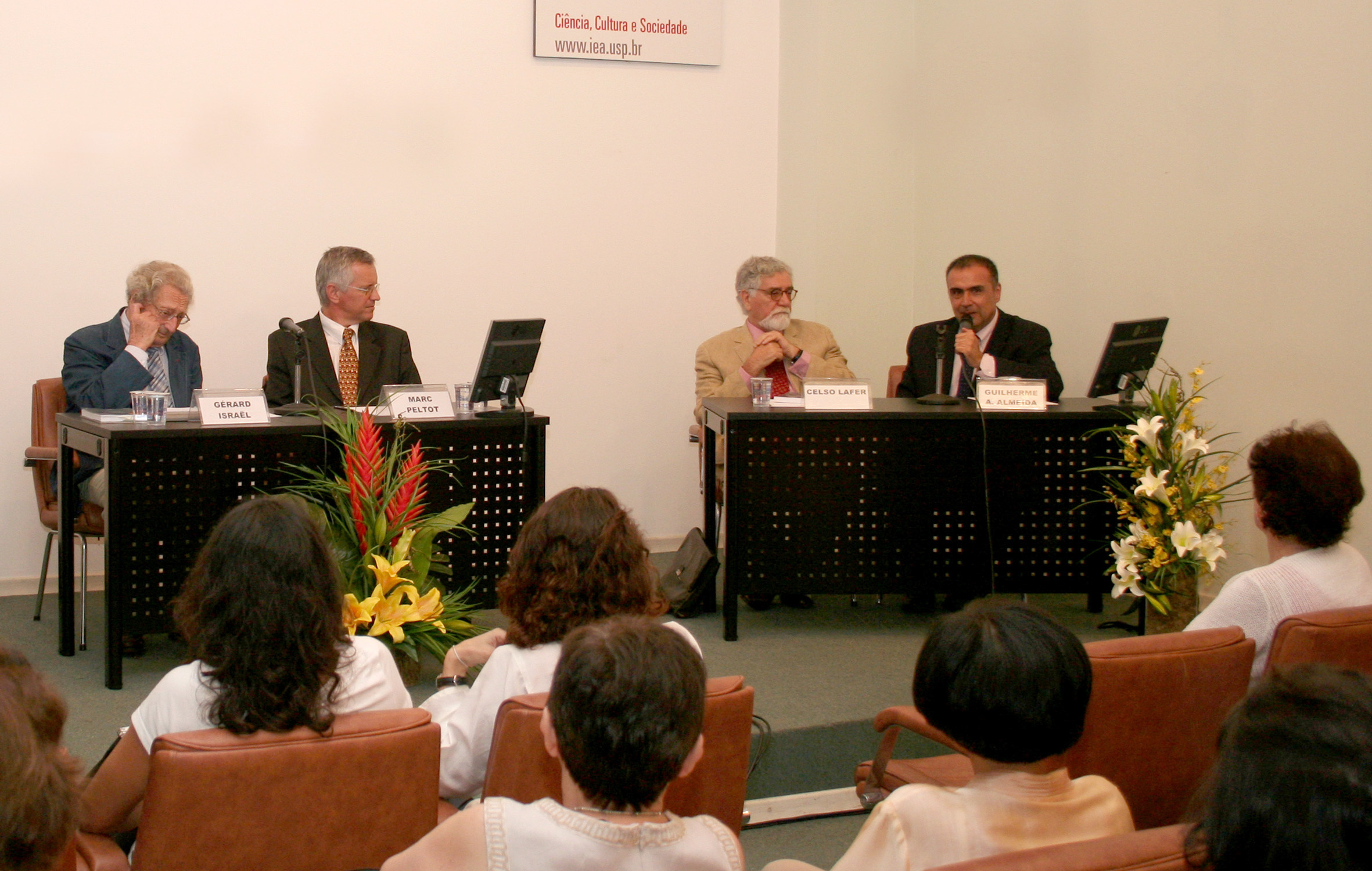 Gérard Israël, Marc Peltot, Celso Lafer e Guilherme Assis de Almeida