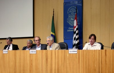 Alfredo Bosi faz abertura do evento