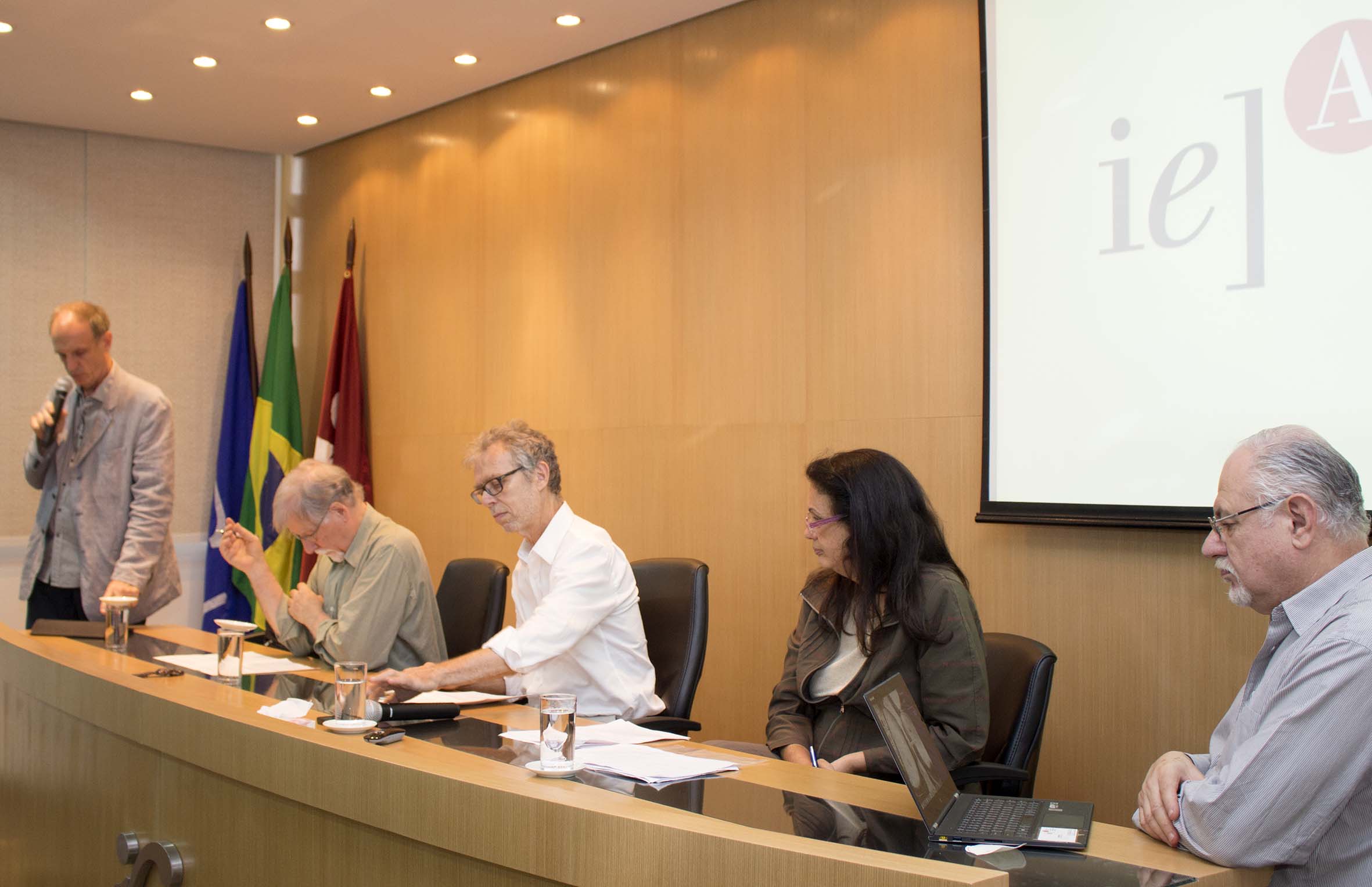 Martin Grossman, John Wilkinson, Ricardo Abramovay, Dalia Maimon e Bernardo Sorj