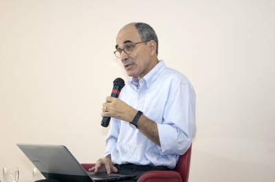 Mauro William Barbosa de Almeida