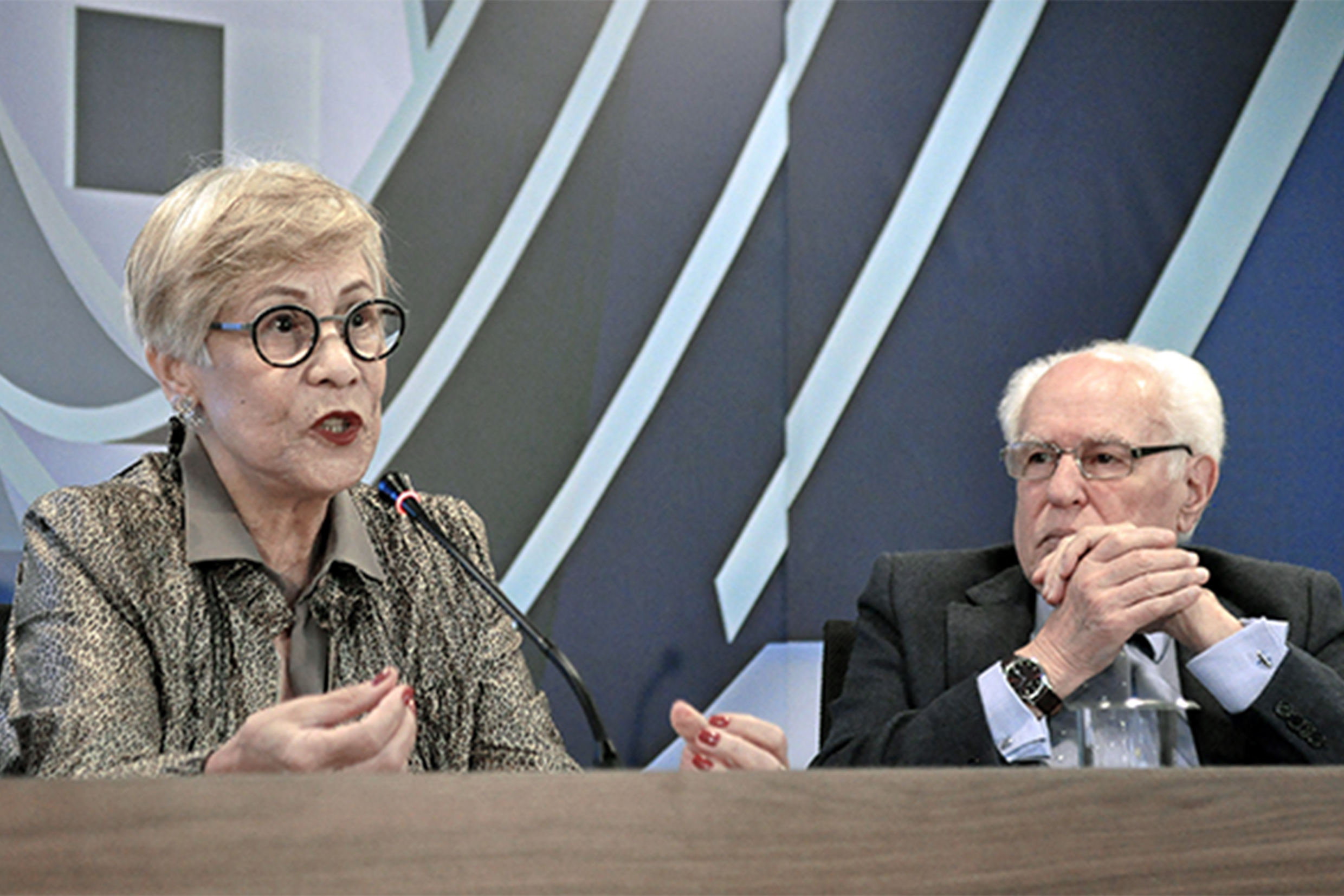 3º Painel - Guiomar Namo de Mello e José Goldemberg - (15-09-2015)