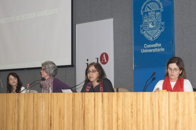 Mayla Rosa Rodrigues, Marília Carvalho, Claudia Moraes e Maria Cecília Carlini Macedo - Mesa 1 - 28/09/2016