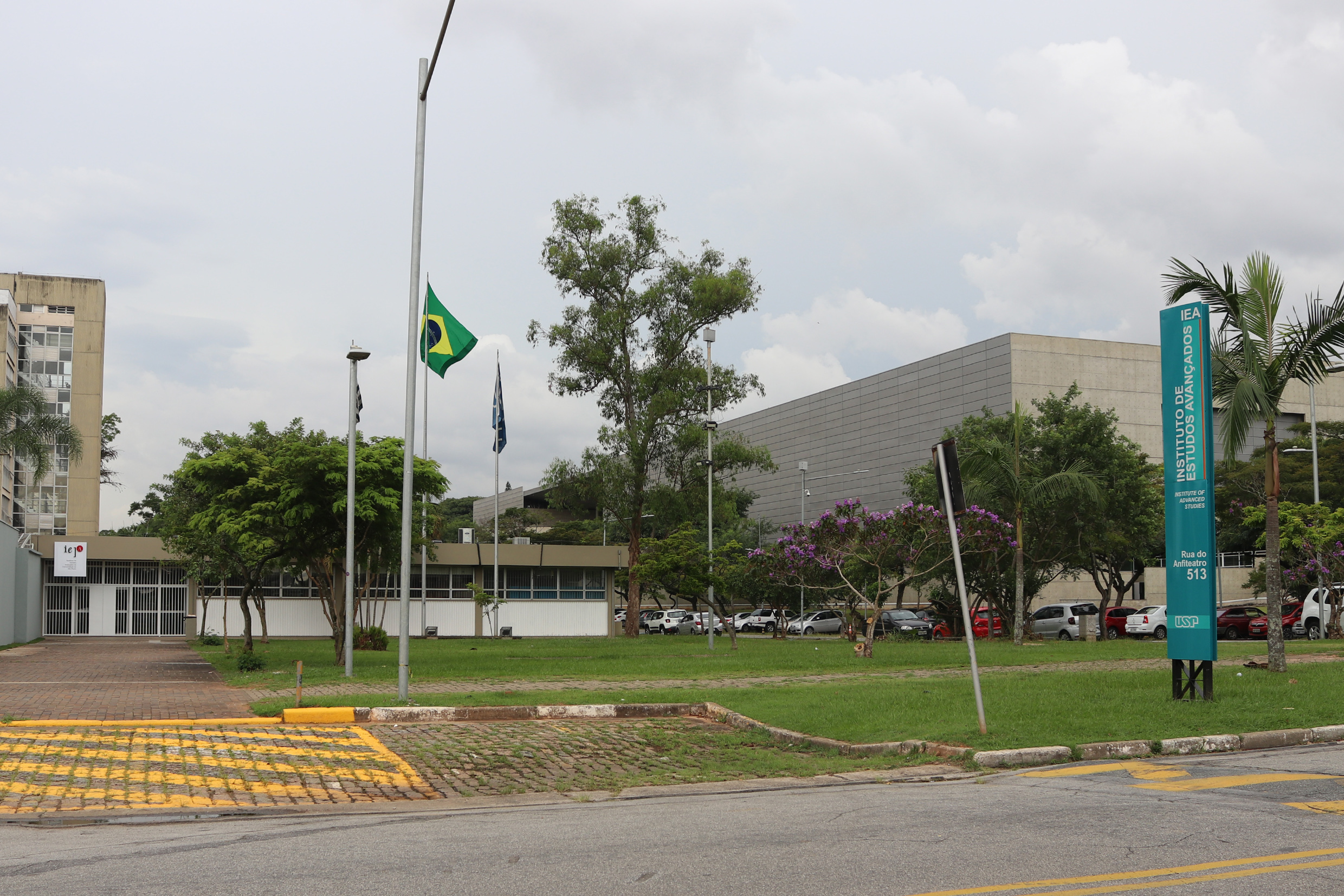 Fachada da nova sede do IEA