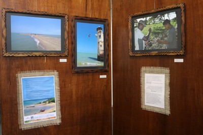 Fotos de Michele Amorim Becker e Evaldo Becker em exposição no Hall do IEA de 9 de agosto a 6 de setembro de 2018