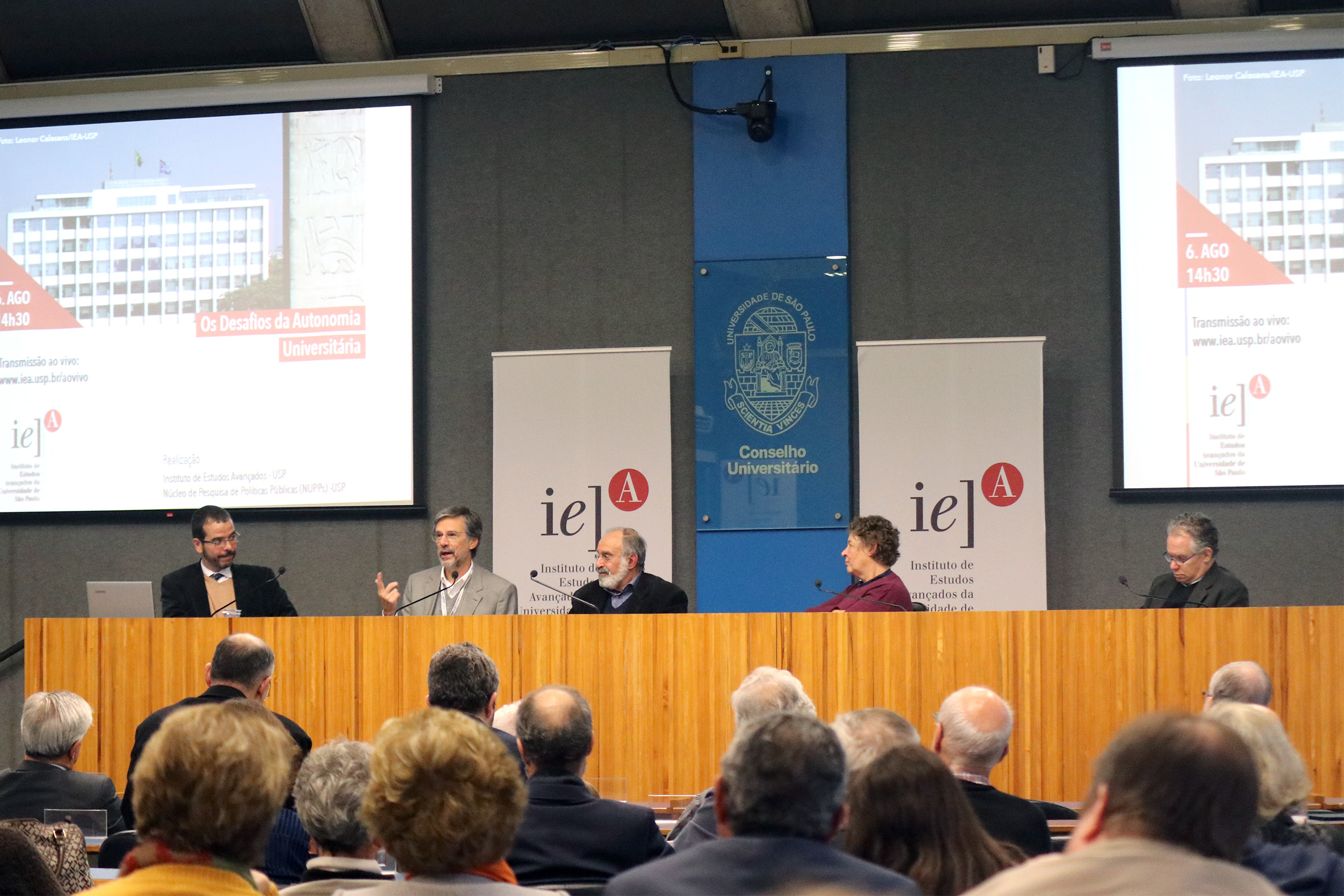 André Fleury, Carlos Henrique de Brito Cruz, Guilherme Ary Plonski, Elizabeth Balbachevsky e Marcelo Knobel  