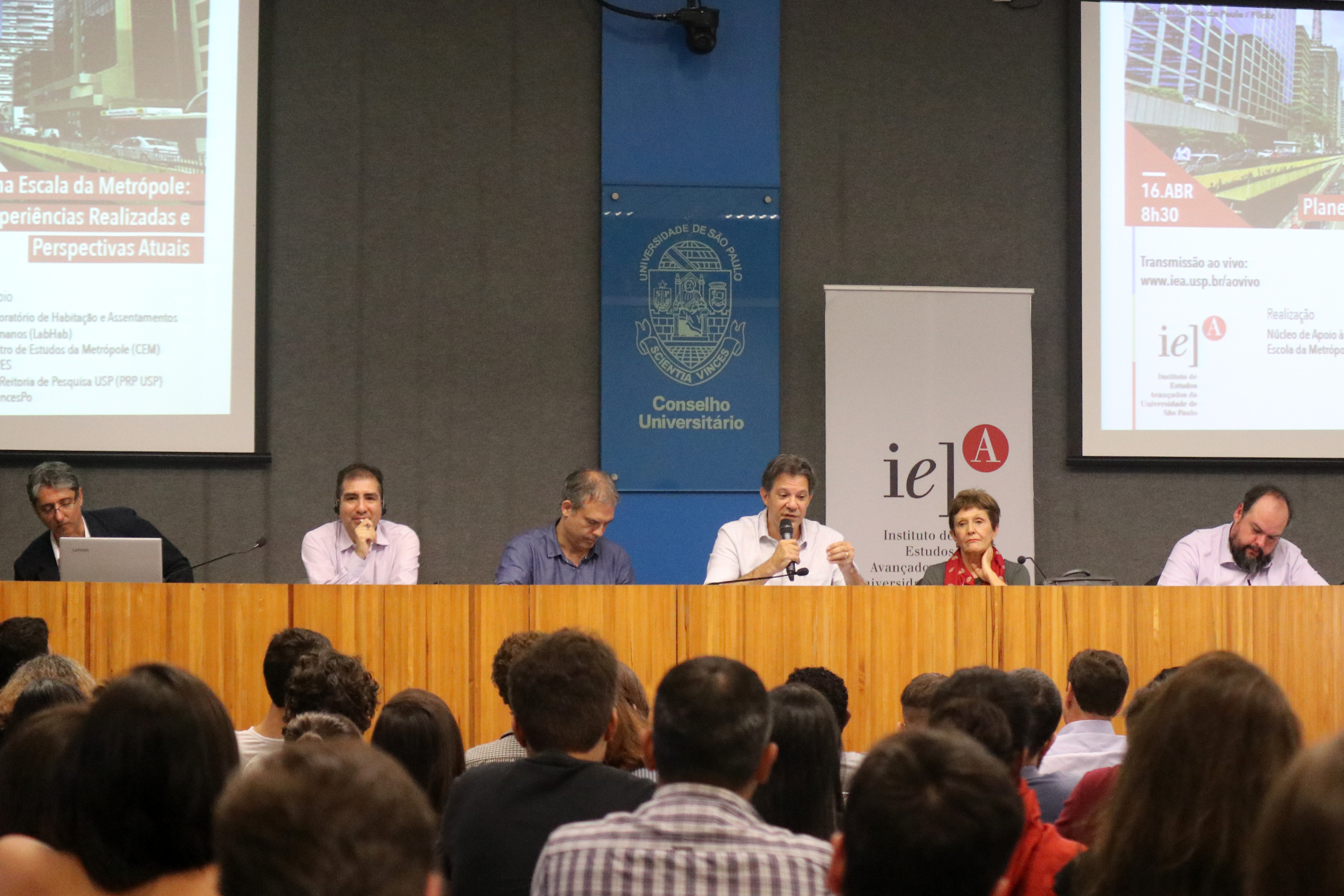 Fernando de Mello Franco, Omar Pereyra, João Sette Whitaker, Fernando Haddad, Ermínia Maricato e Luís Fernando Massonetto