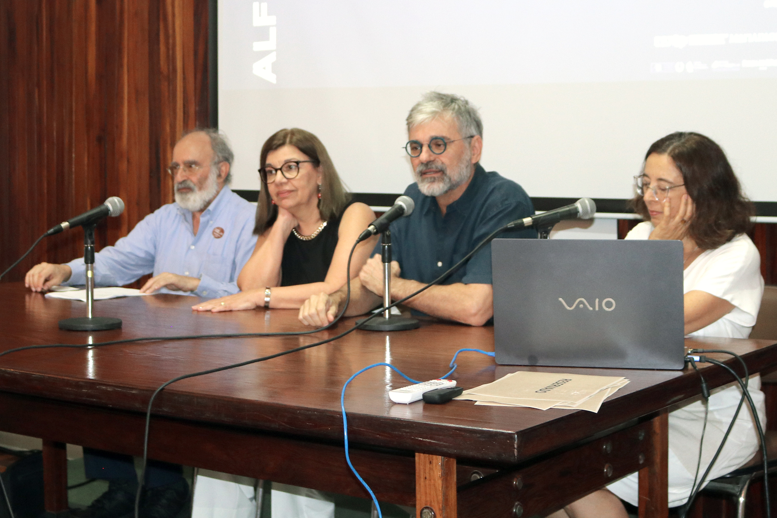 Guilherme Ary Plonski, José Tavares Correia de Lira e Viviana Bosi