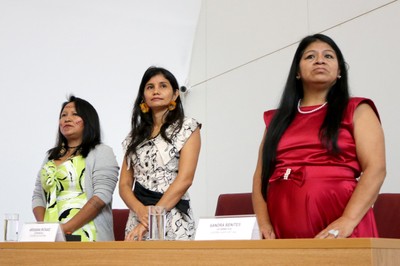 Francy Baniwa, Arissana Pataxó e Sandra Benites