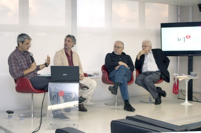 Adrian Gurza Lavalle, José Maurício Domingues, Bernardo Sorj e Simon Schwartzman